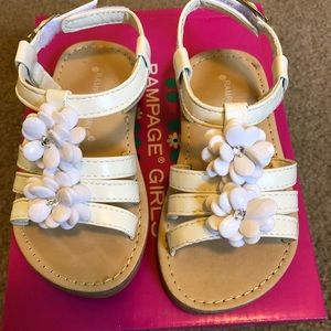 Rampage Girls white Flower Sandals